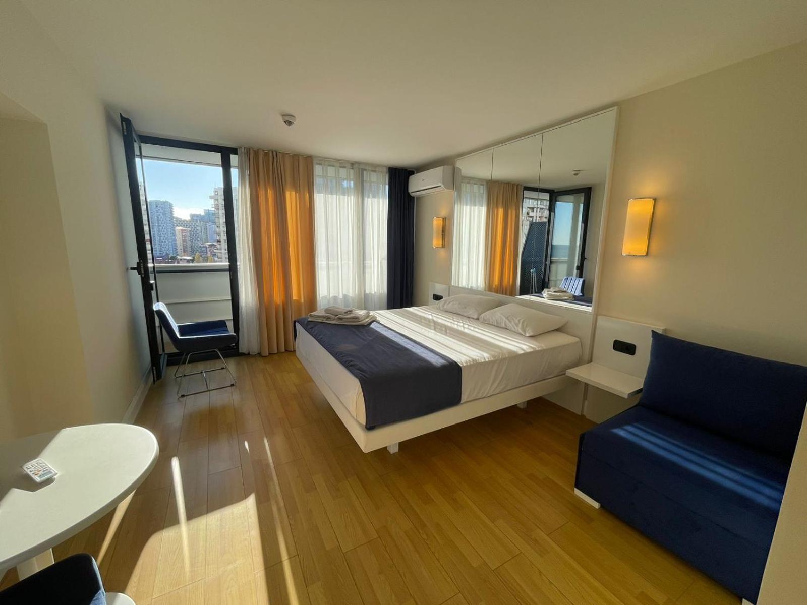 Orbi Aparthotel In Batumi Zewnętrze zdjęcie