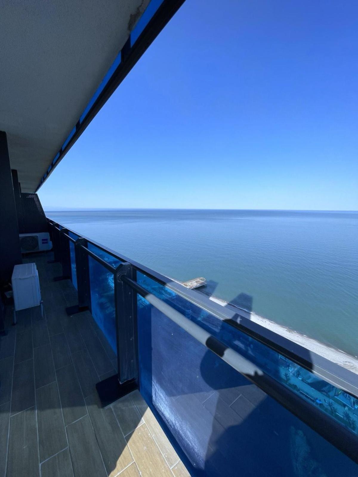 Orbi Aparthotel In Batumi Zewnętrze zdjęcie